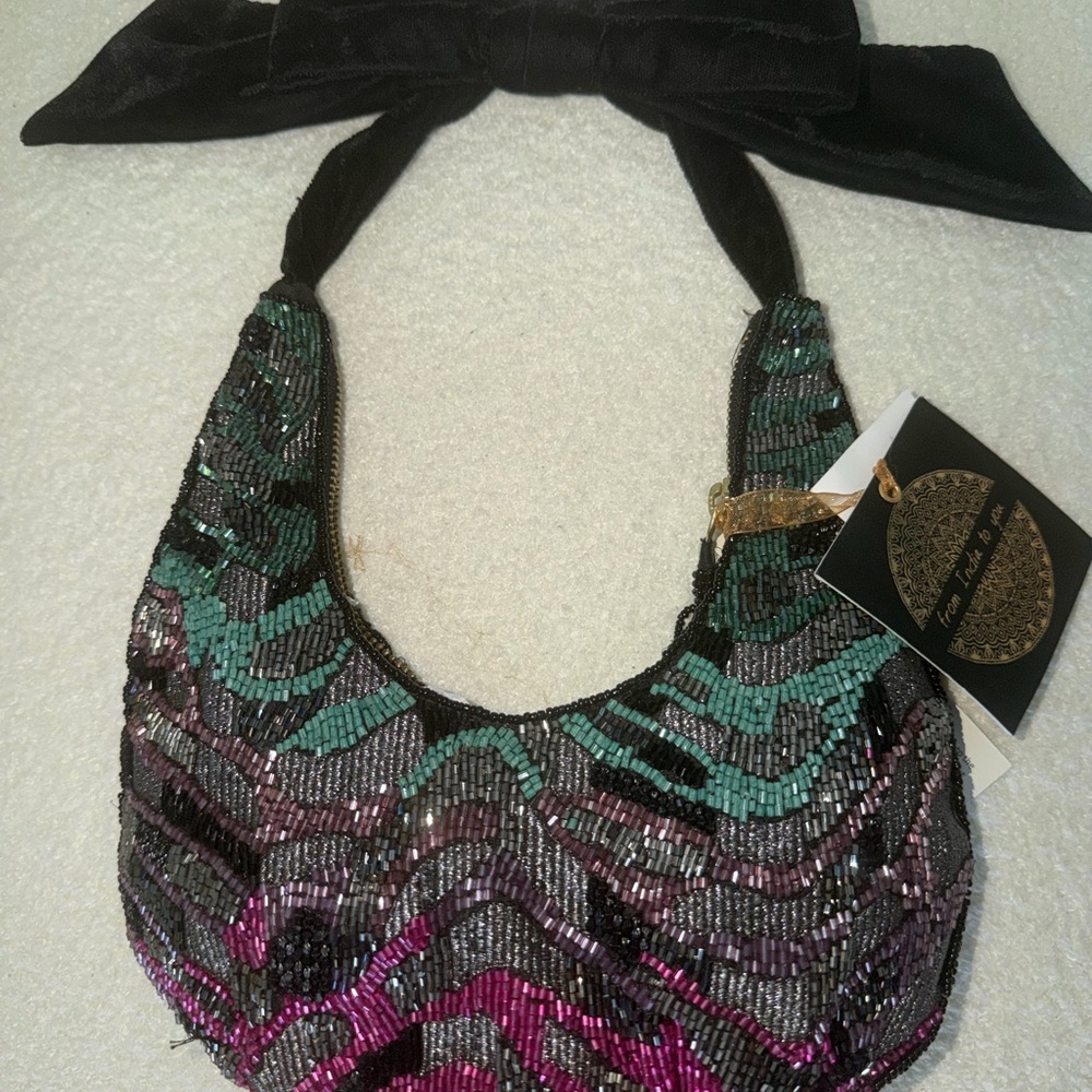 NEW! Viral T.J.Maxx Black and Pink beaded Bag